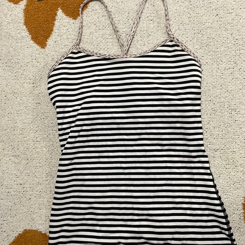 Lulu tank size 6